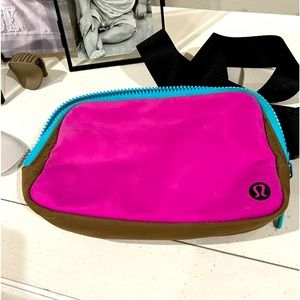 Lululemon belt bag